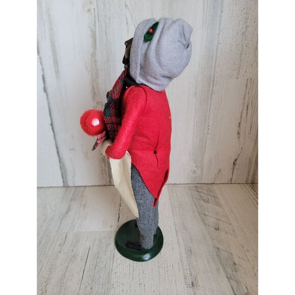 Byers Choice caroler man kid child playing vintage Xmas home plaid - Picture 6 of 10